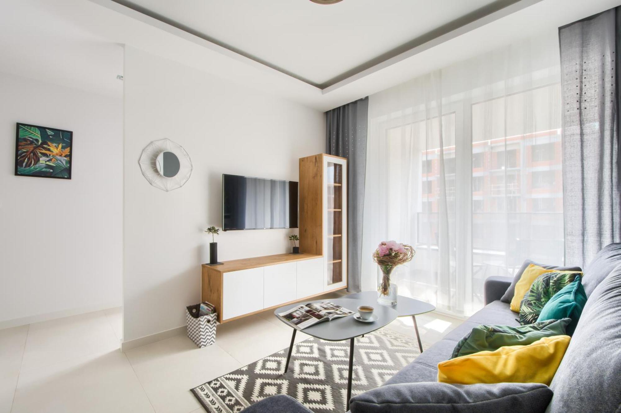 M&R Apartament Airport&Business Deluxe Cybernetyki 17 - Underground Garage - Free Wifi - Netflix - Air Conditioning - Self Check-In, Close By Chopin Airport Varşovia Exterior foto